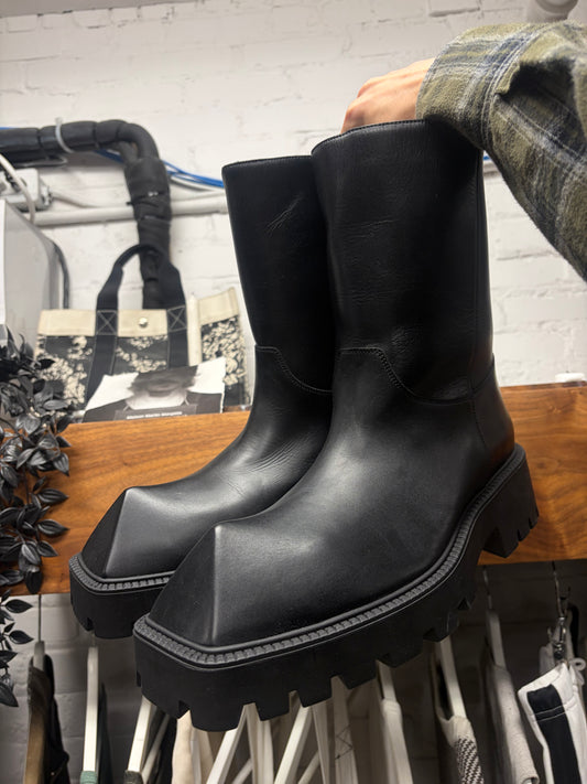 Balenciaga ‘Rhino’ Pointed Toe Black Leather Combat Boots