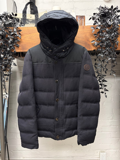 AW2011 Gucci by Frida Giannini Down Filled Puffer Jacket with Crest Patch