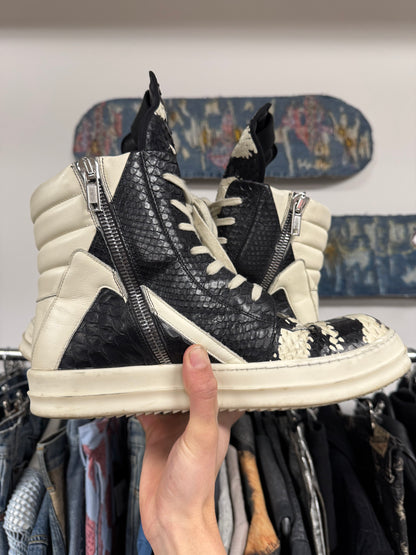 SS2022 Rick Owens ‘Fogachine’ Genuine Python Hide Geobaskets