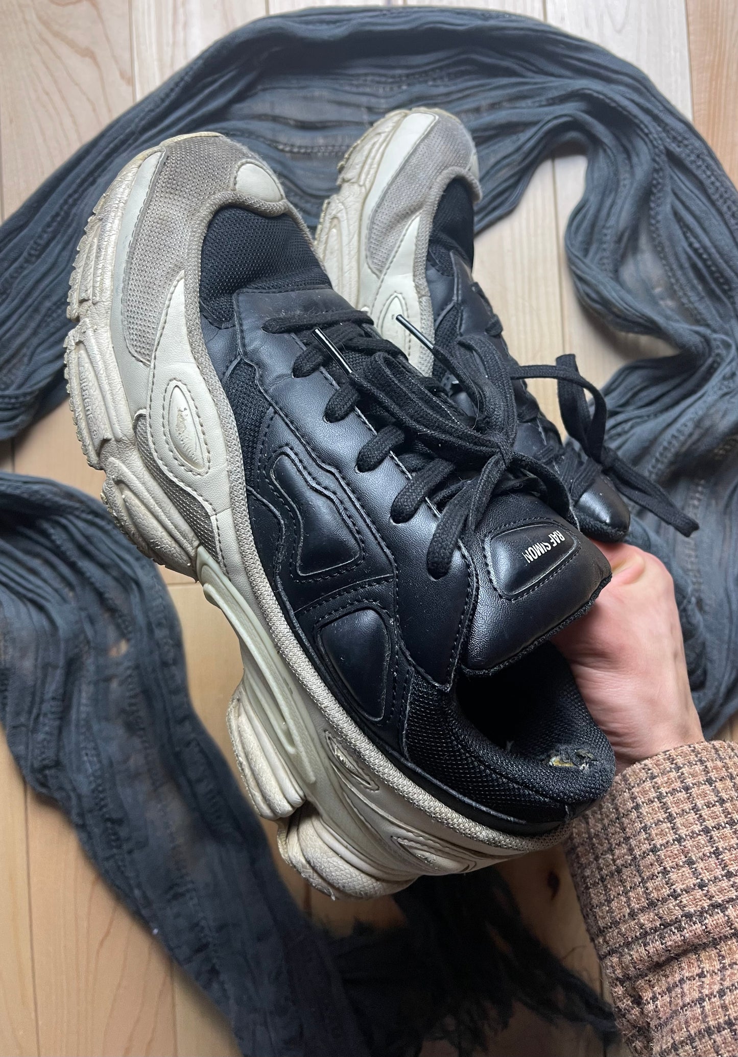 2017 Raf Simons x Adidas Ozweegos V1 Low Top Sneakers