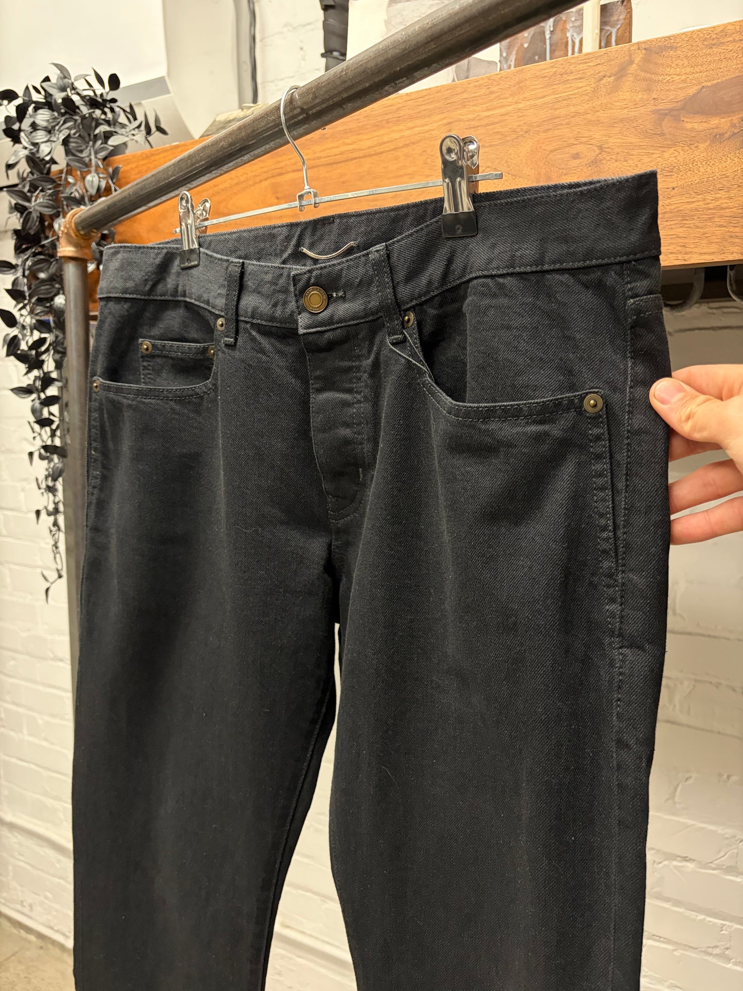 2021 Saint Laurent ‘D27’ Black Straight Cut Denim