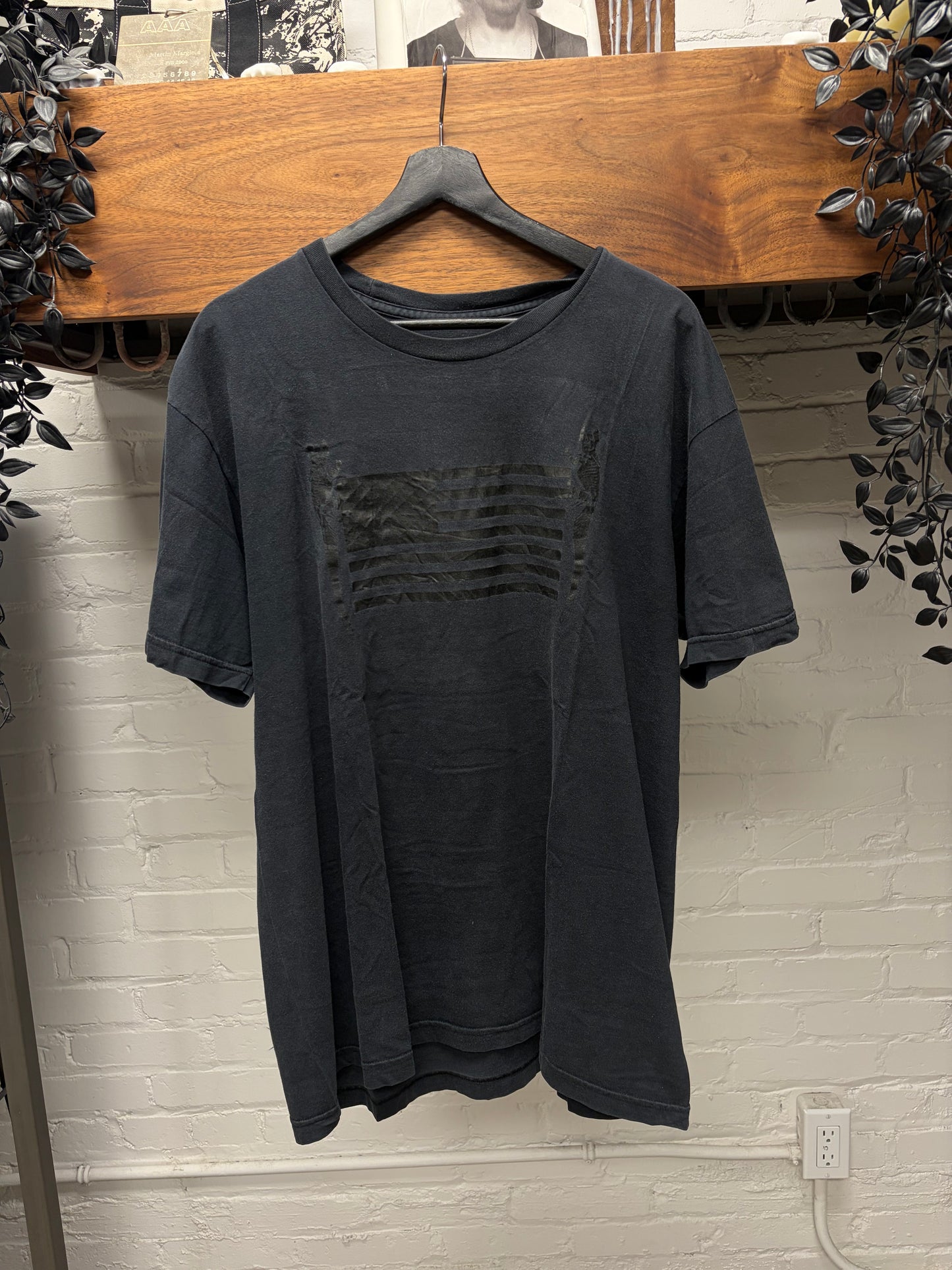 Vintage 90s Chrome Hearts ‘Jarvis Skull’ Flag Graphic Faded Black T-Shirt