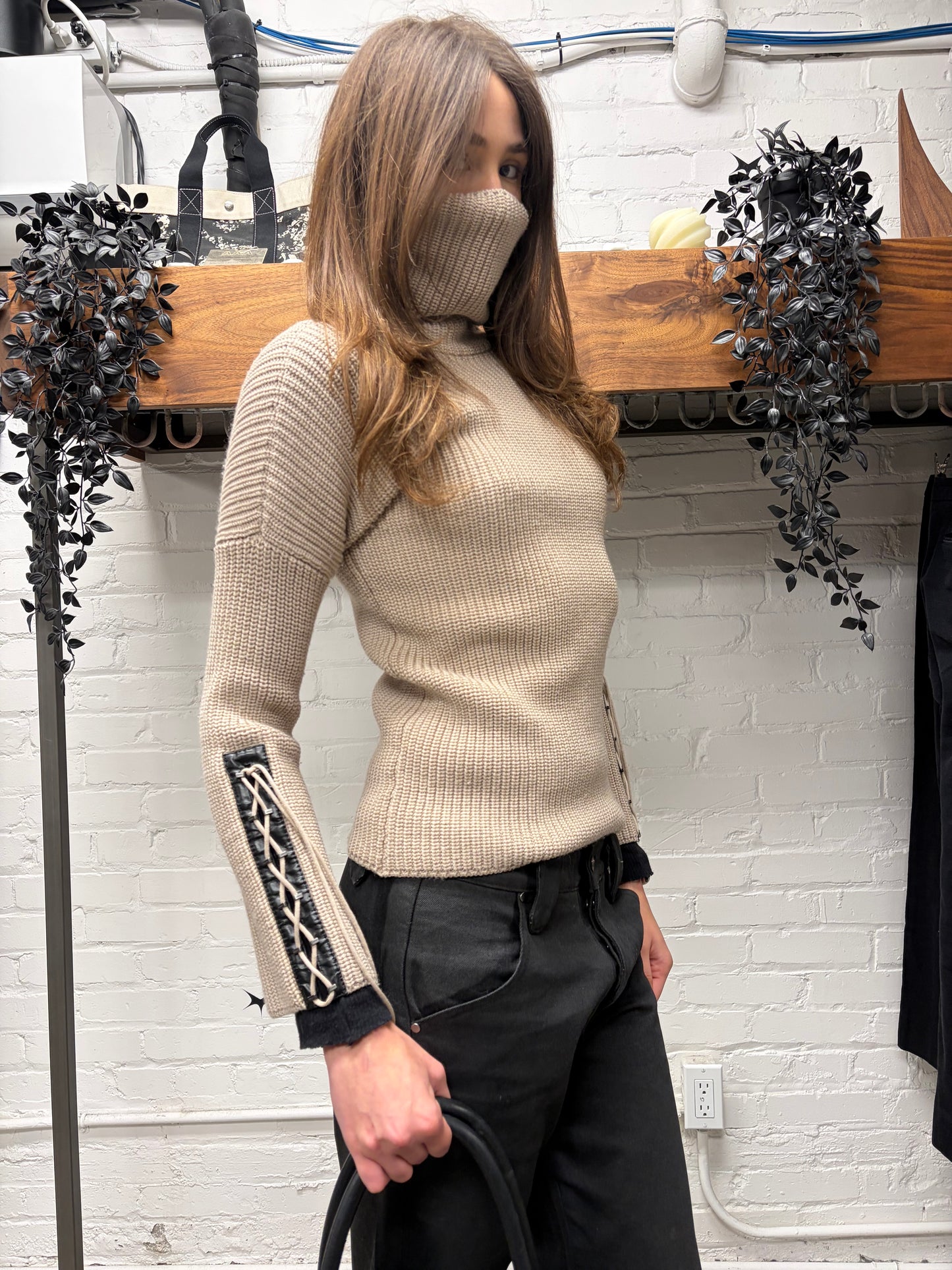 AW2006 Gucci by Frida Giannini Cable Knit Turtleneck Sweater with Bondage Strap Sleeves