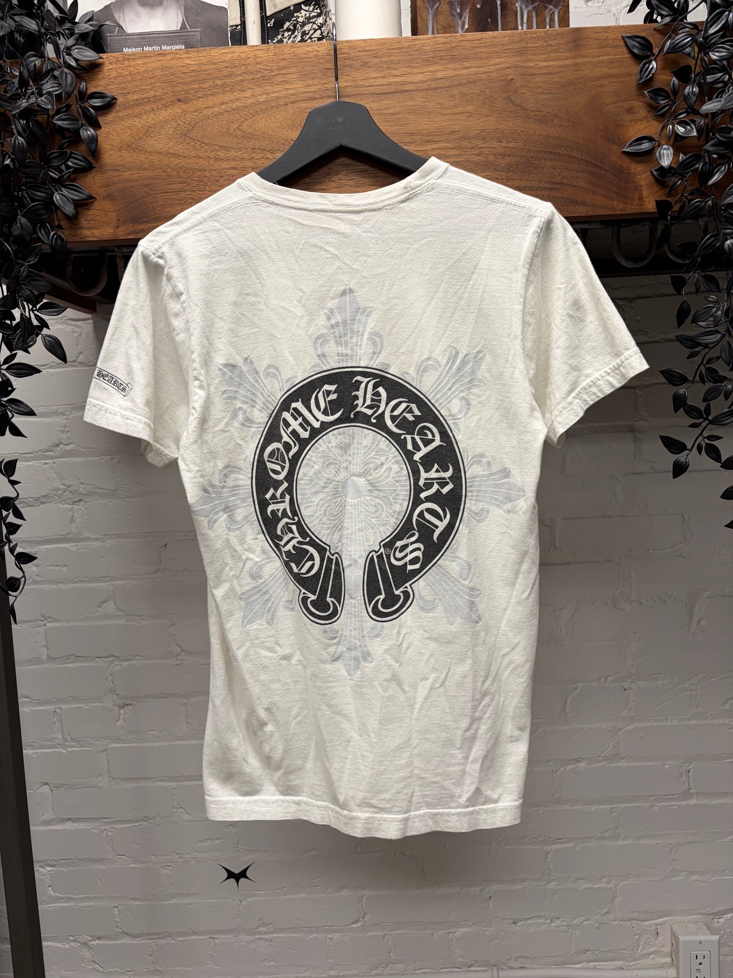 Chrome Hearts White Horseshoe/Star Cross Logo White Graphic T-Shirt