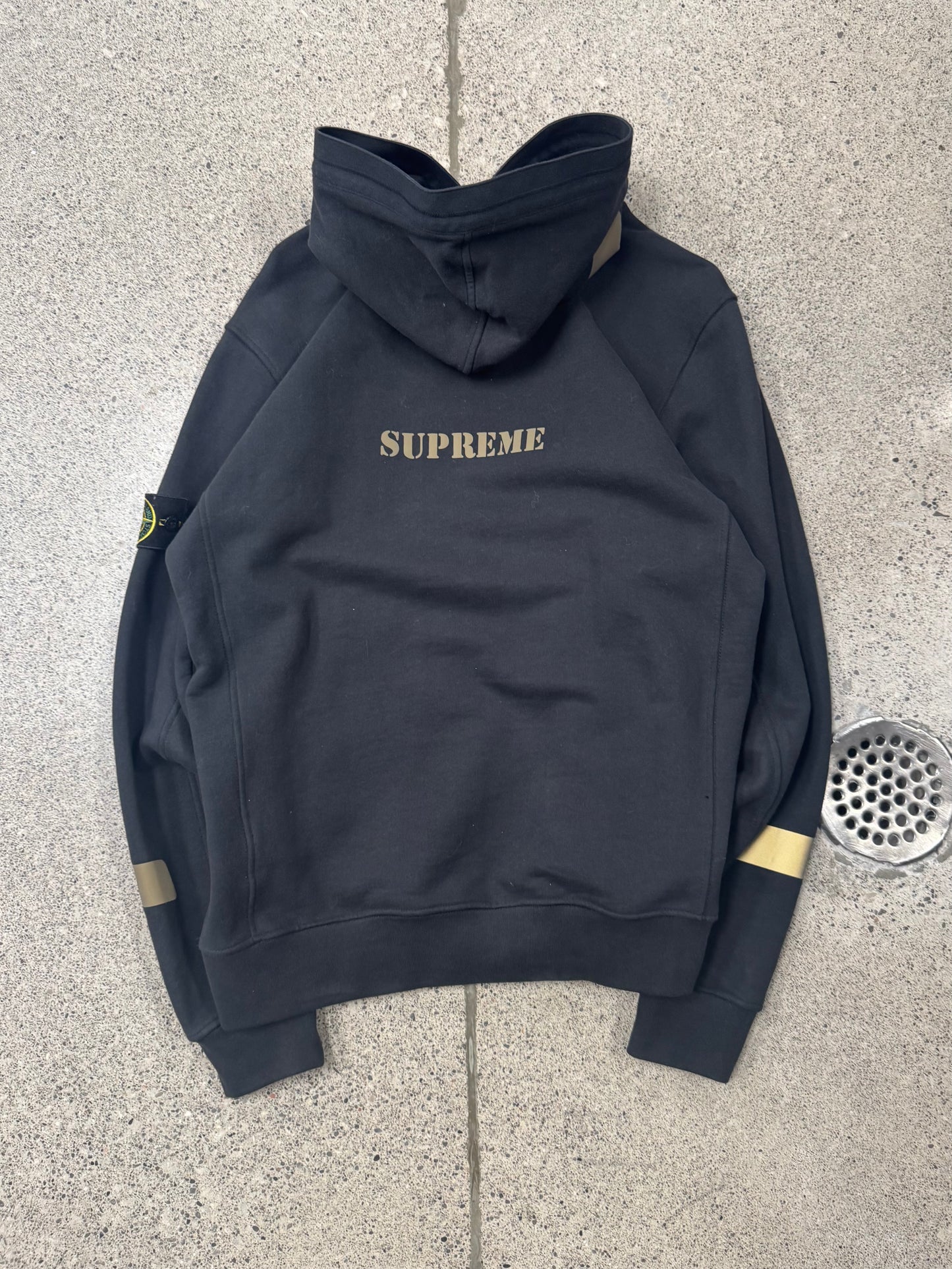 AW2017 Supreme x Stone Island Reflective 3M Pullover Hoodie