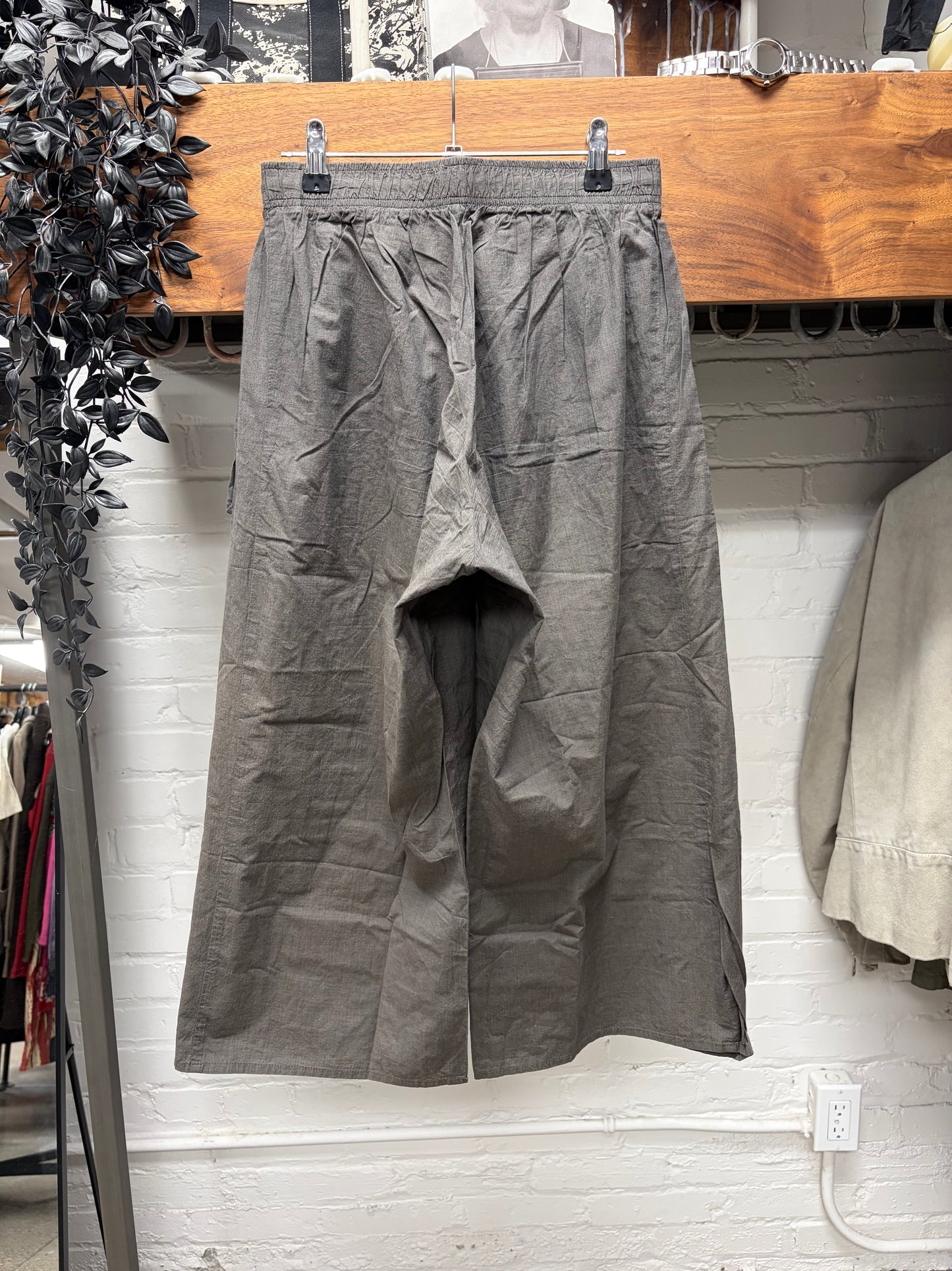 Y’s by Yohji Yamamoto Wide Leg Sarousel Cropped Trousers