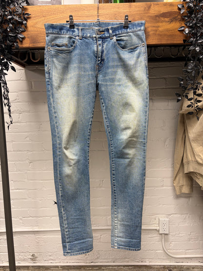 2019 Saint Laurent ‘D03’ Washed Blue Distressed Skinny Jeans