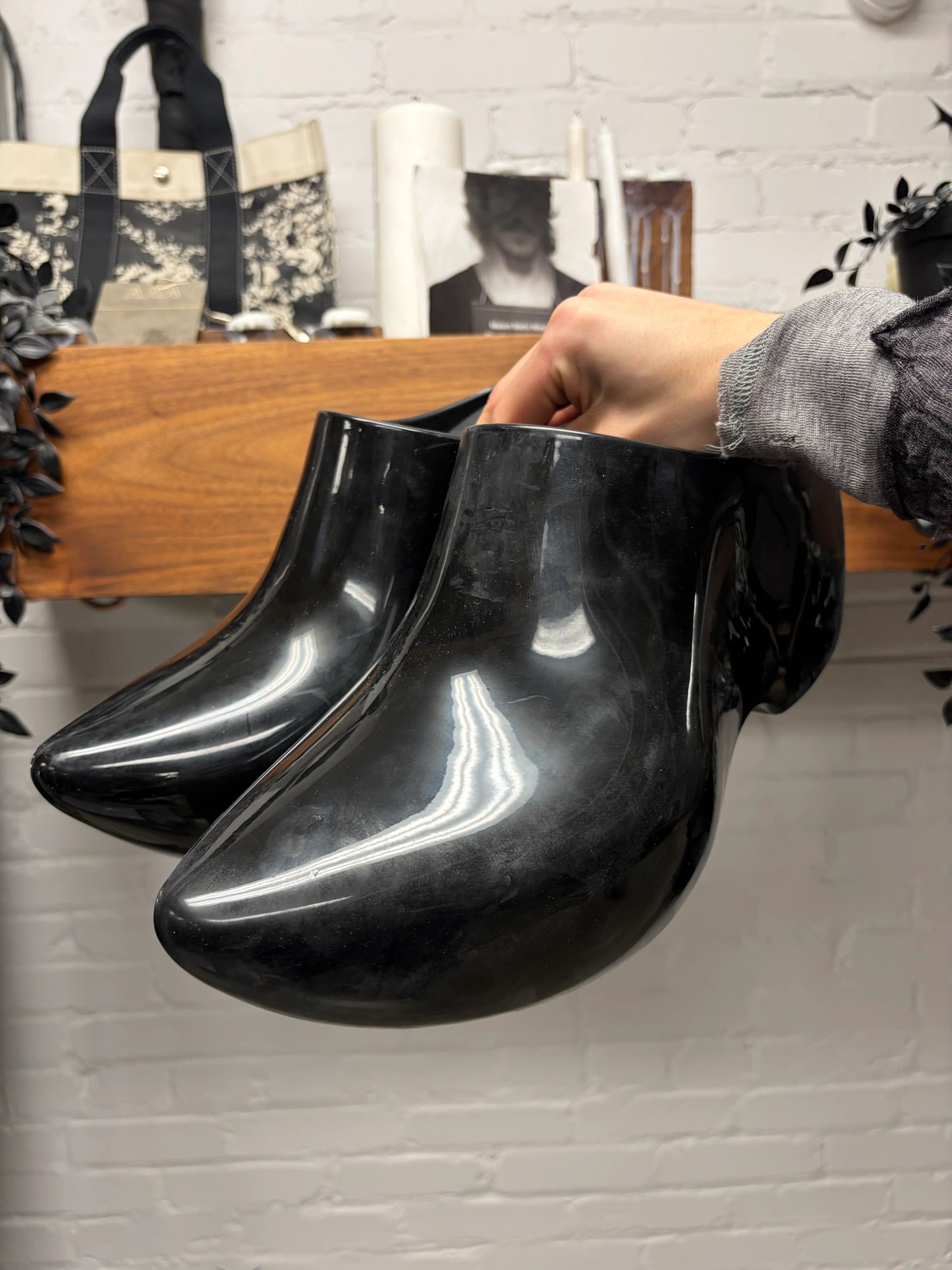 Balenciaga ‘Technoclog’ Shiny Effect Black Platform Mules