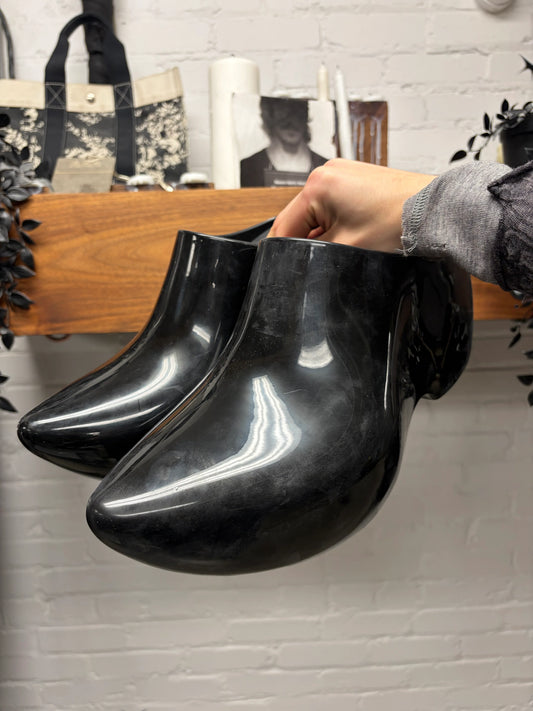Balenciaga ‘Technoclog’ Shiny Effect Black Platform Mules
