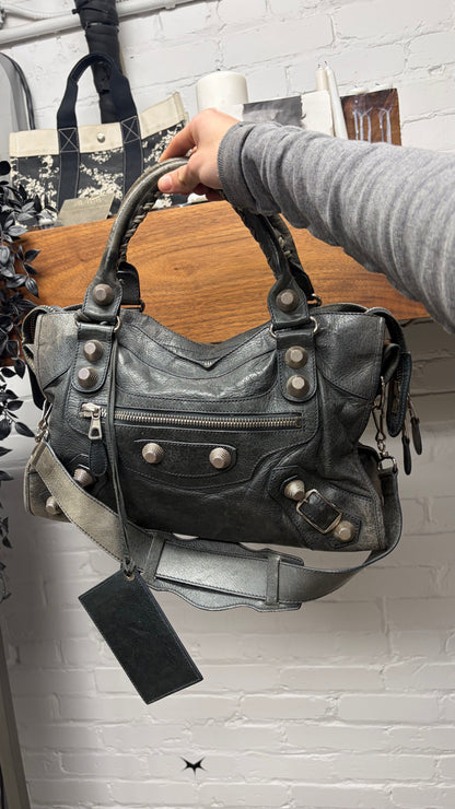 Balenciaga Faded Grey Lambskin Leather ‘Giant 21’ City Bag with Silver Hardware & Crossbody Strap