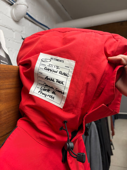 AW2017 Vetements x Canada Goose Split Hood Parka