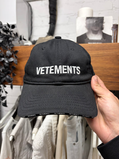 Vetements Embroidered Logo Black Strap-Back Baseball Cap