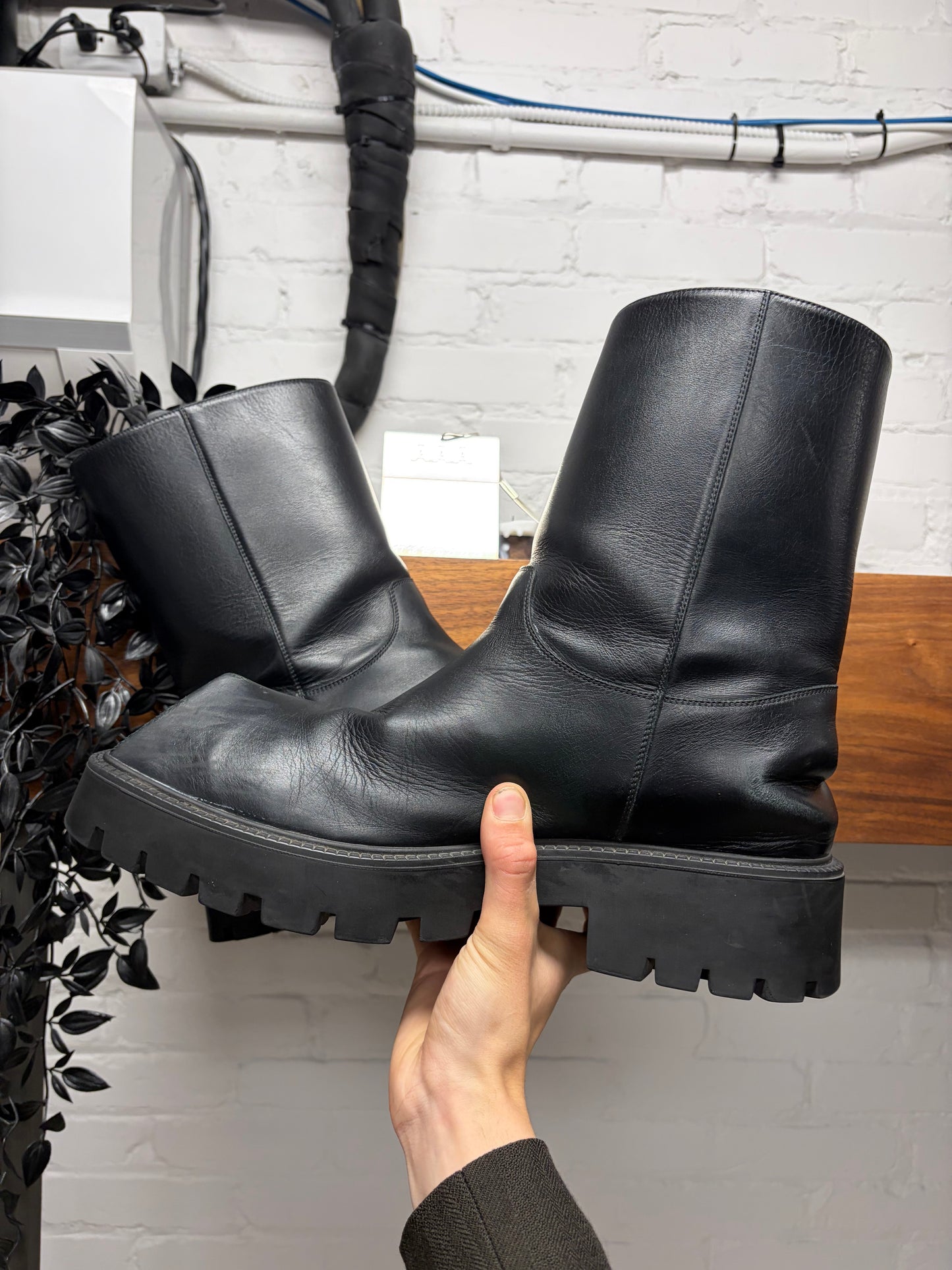 Balenciaga ‘Rhino’ Black Calfskin Leather Boots