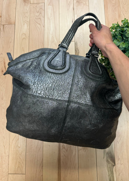 Givenchy ‘Nightingale’ Calfskin Leather Jumbo Shoulder Bag