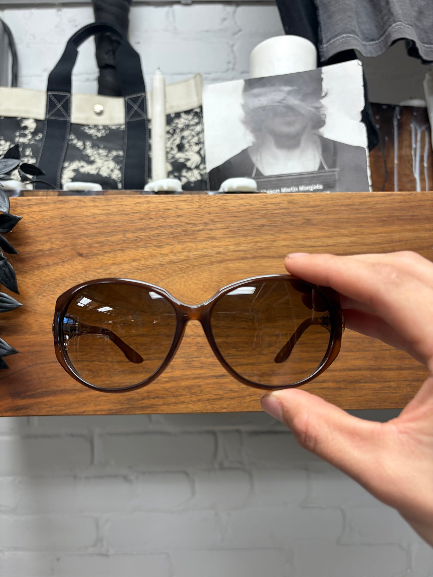 Gucci Brown Tinted GG Interlock Logo Rounded Sunglasses