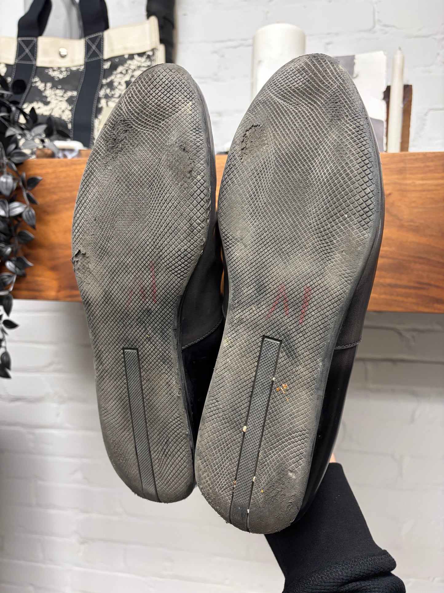 AW2007 Prada Gradient Grey/Midnight Black Leather Low Top Sneakers