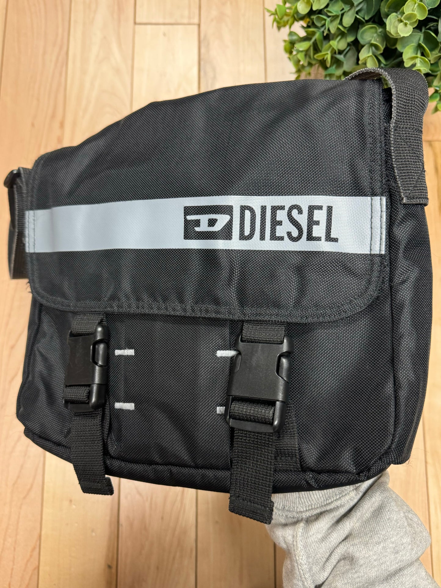 2000s Diesel ‘Small Parts’ Black Crossbody Sling Bag