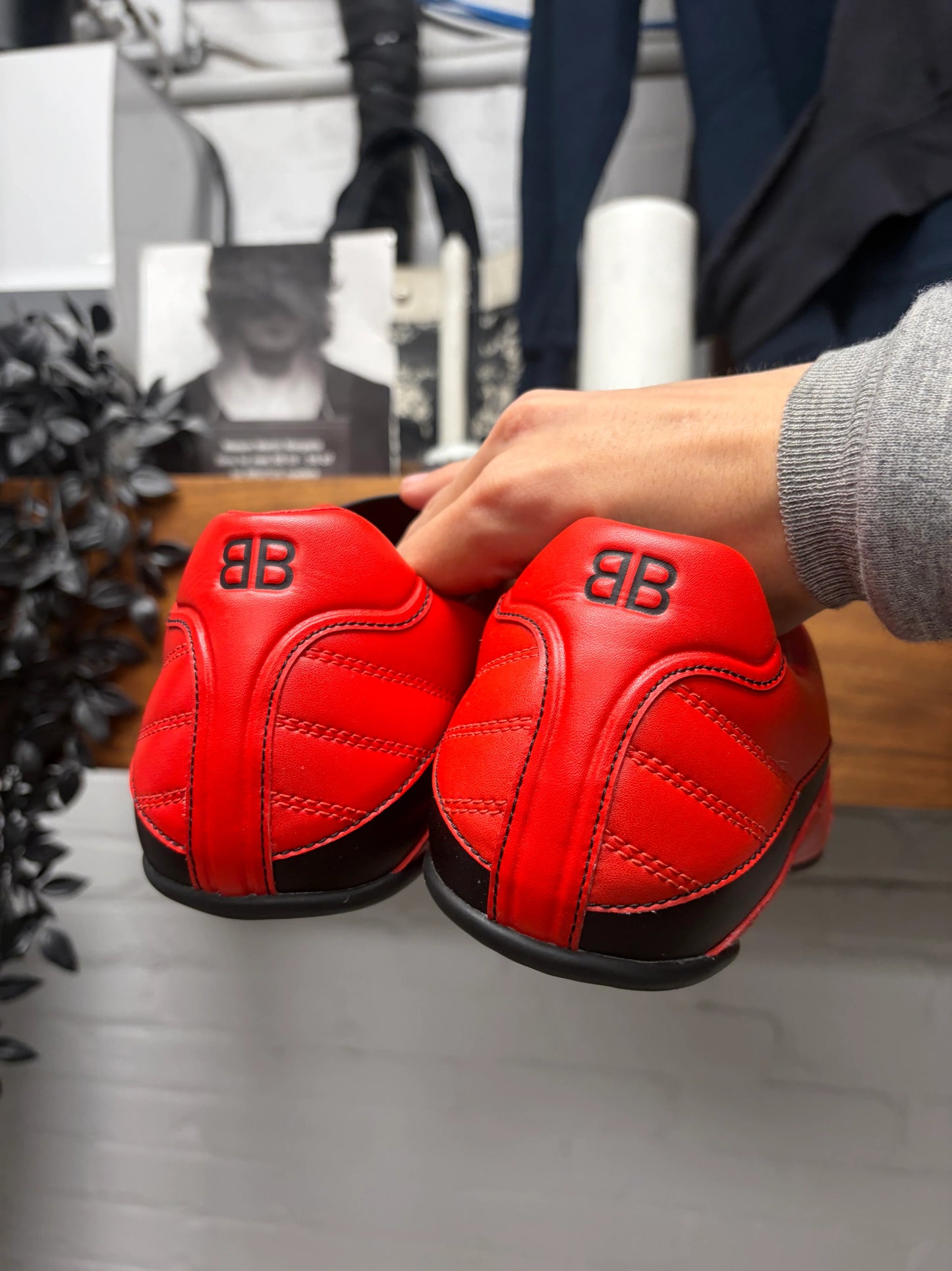Balenciaga ‘Zen’ Black/Red Leather Low Top Sneakers