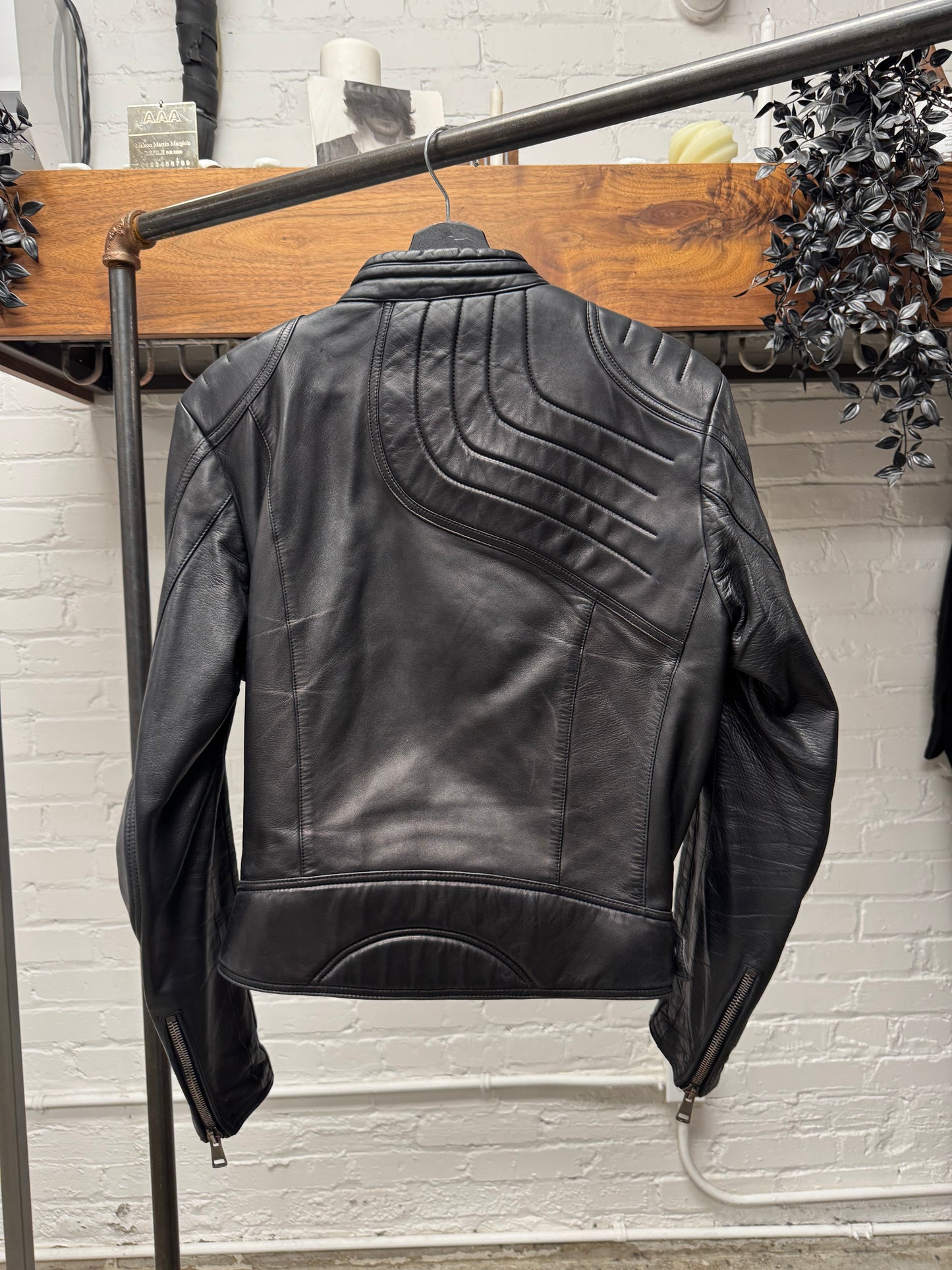 AW2000 Gucci by Tom Ford ‘Spiral Zip’ Lamb Leather Jacket