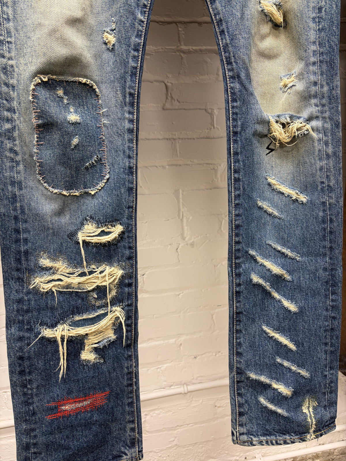 SS2005 Undercover 60 ‘But Beautiful’ Red Yarn Distressed Blue Men’s Skinny Jeans
