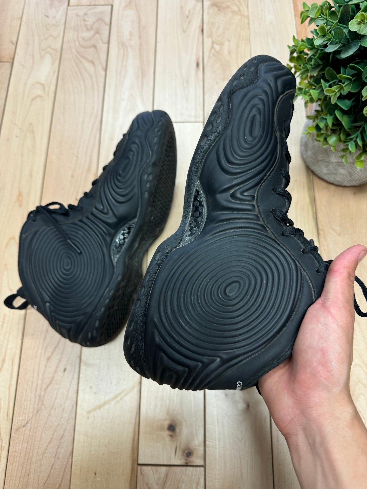 Comme Des Garçons Homme Plus x Nike Foamposite Sneakers