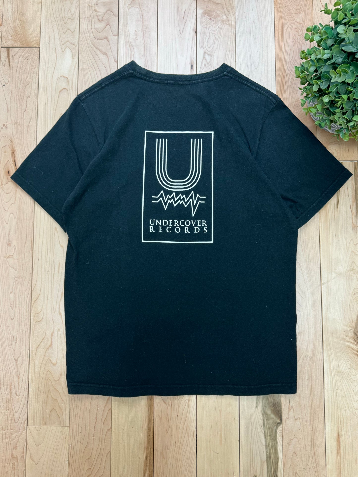 2000s Undercover Records ‘Music Label’ Graphic Tee