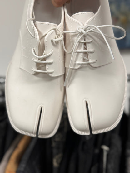 Maison Margiela Rubber ‘Tabi’ White Oxford Derbys