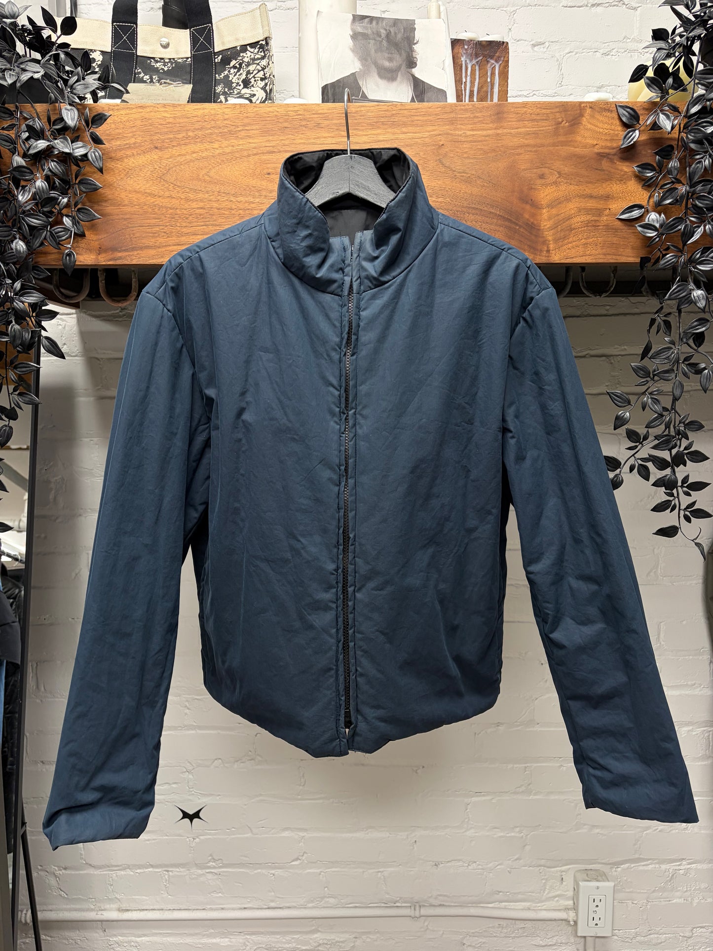 2000s Gucci Reversible Black/Blue Two Way Zip Jacket