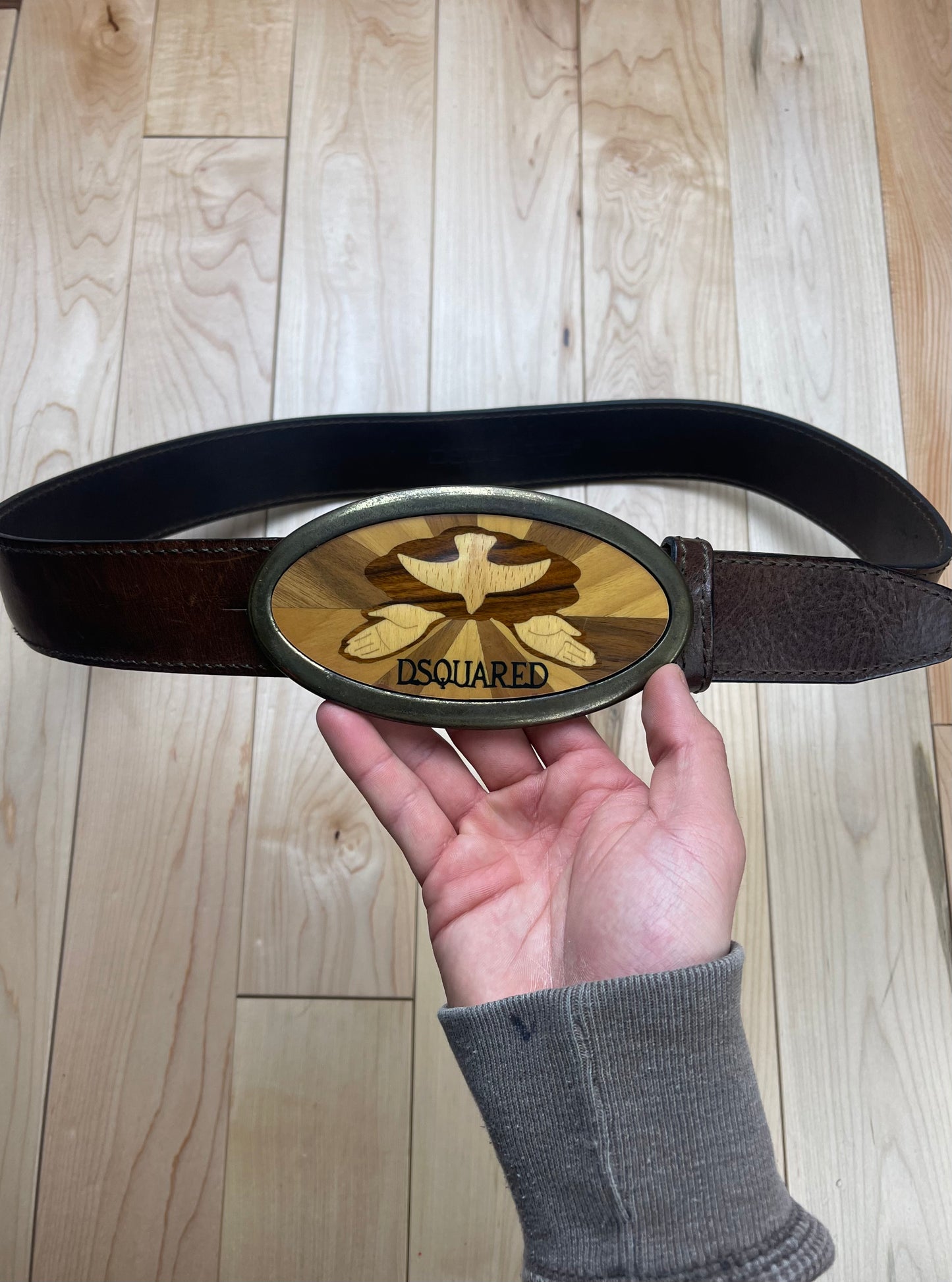 2000s Dsquared2 Wood Buckle Dove Calfskin Leather Belt