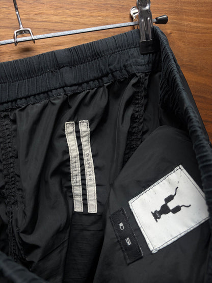 SS2016 Rick Owens ‘Memphis’ Black Nylon Drawstring Shorts