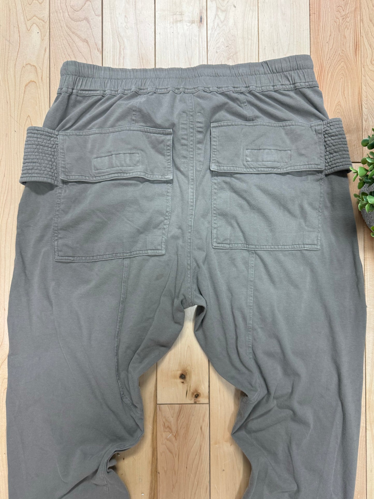 SS2021 Rick Owens ‘Dust’ Creatch Cargo Pants