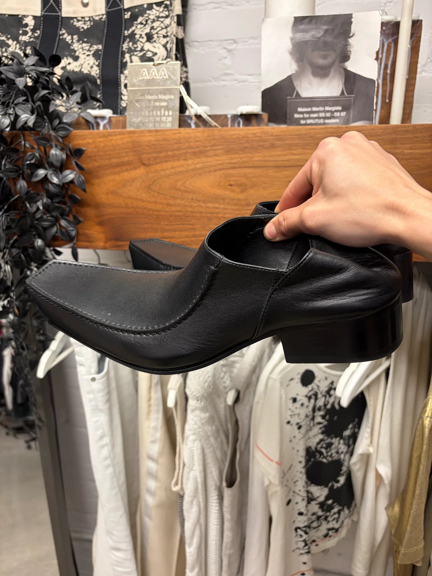 SS2024 Balenciaga ‘Romeo’ Pointed Toe Leather Mules