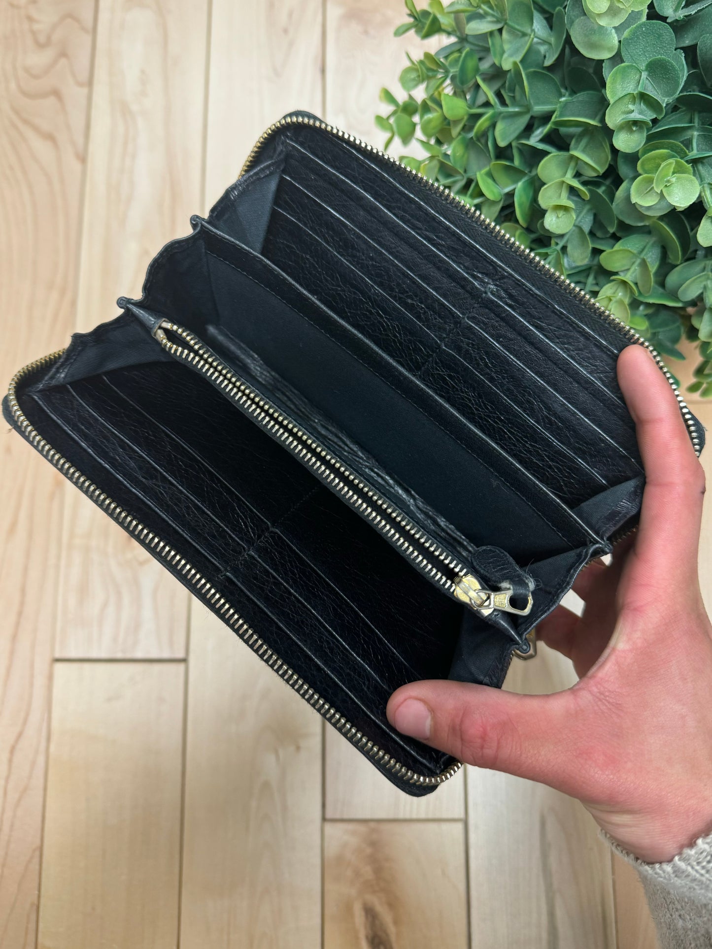 Balenciaga ‘Tour’ Black/Gold Long Leather City Wallet