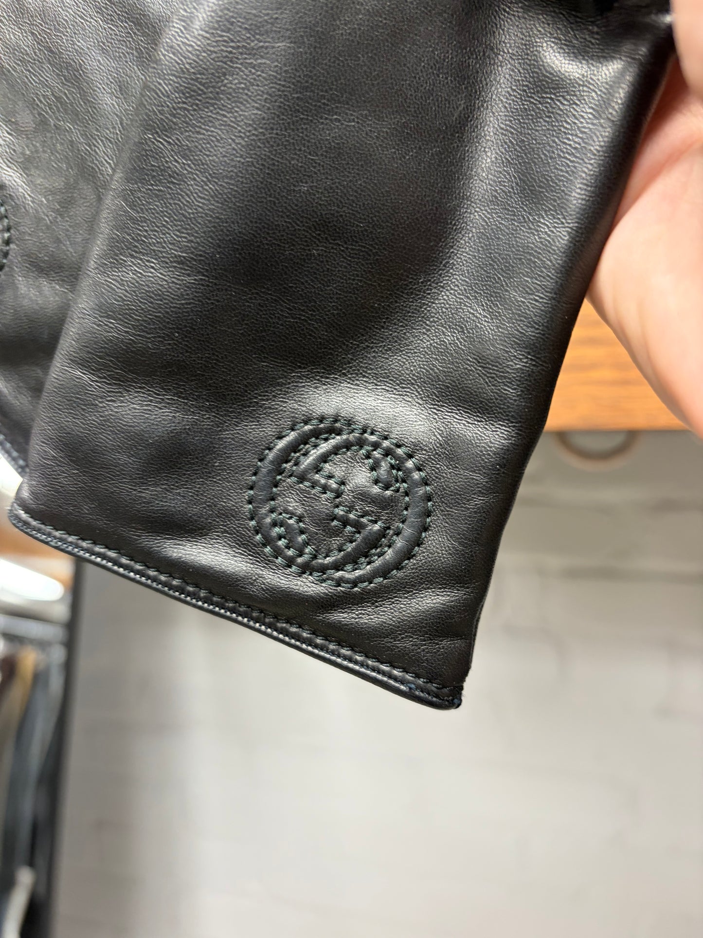 2000s Gucci Wool Lined Black Lambskin Leather Gloves