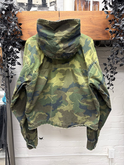 424 Army Camouflage Cropped Cut Hooded Jacket