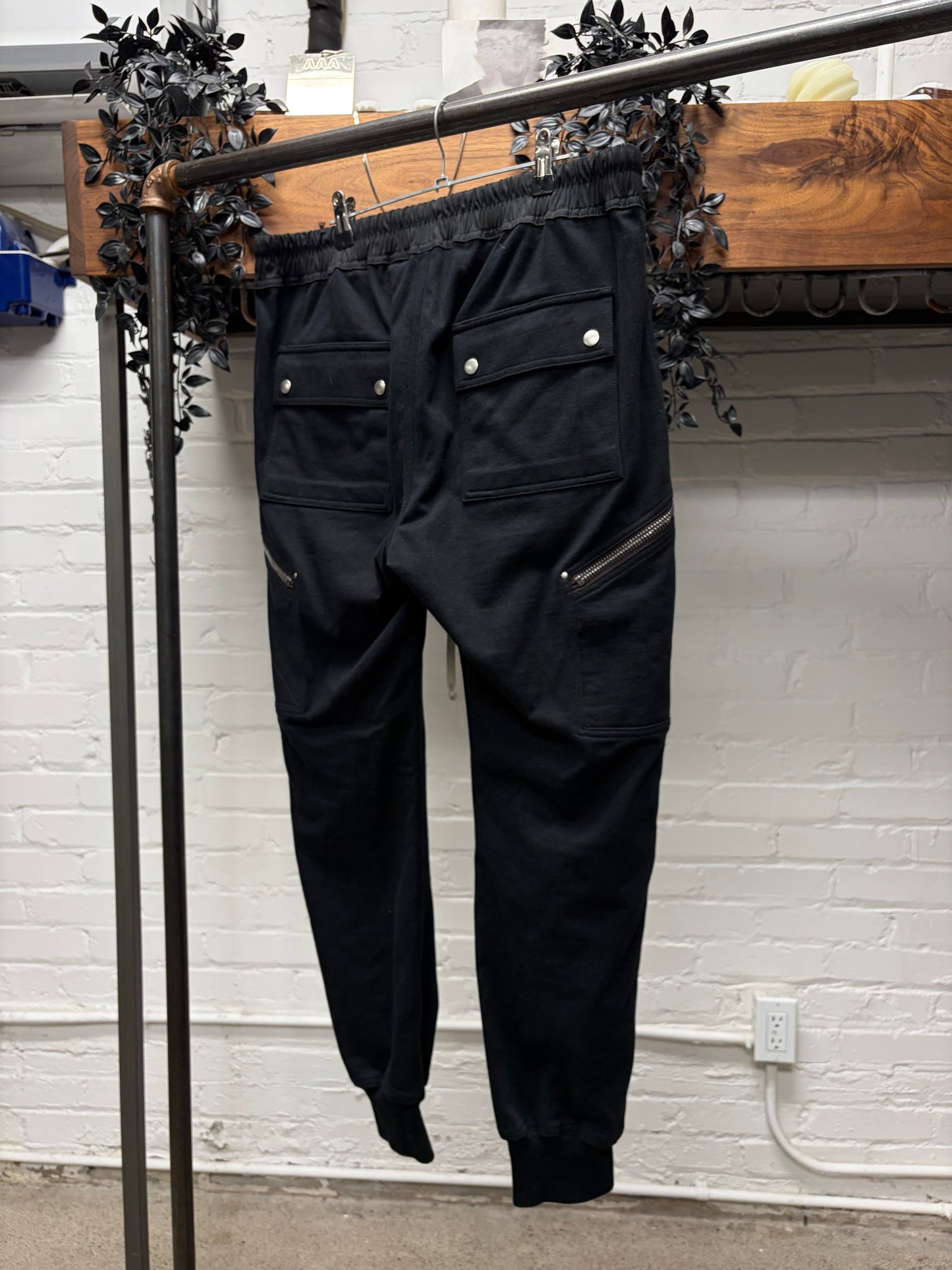 AW2020 Rick Owens ‘Performa’ Black Cotton Cargo Joggers