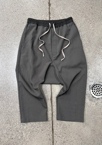 AW2016 Rick Owens ‘Mastadon’ Dark Dust 3/4 Drop Crotch Pod Shorts