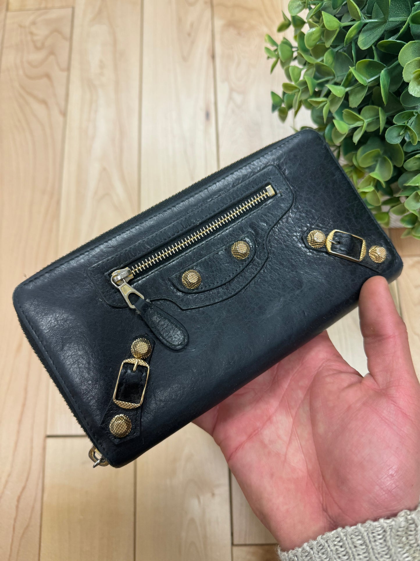 Balenciaga ‘Tour’ Black/Gold Long Leather City Wallet