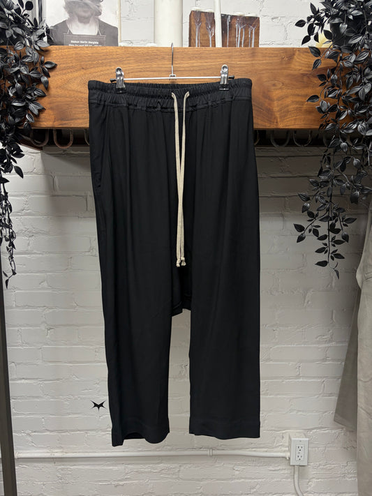2018 Rick Owens ‘Forever’ Black 3/4 Length Lightweight Drop Crotch Shorts