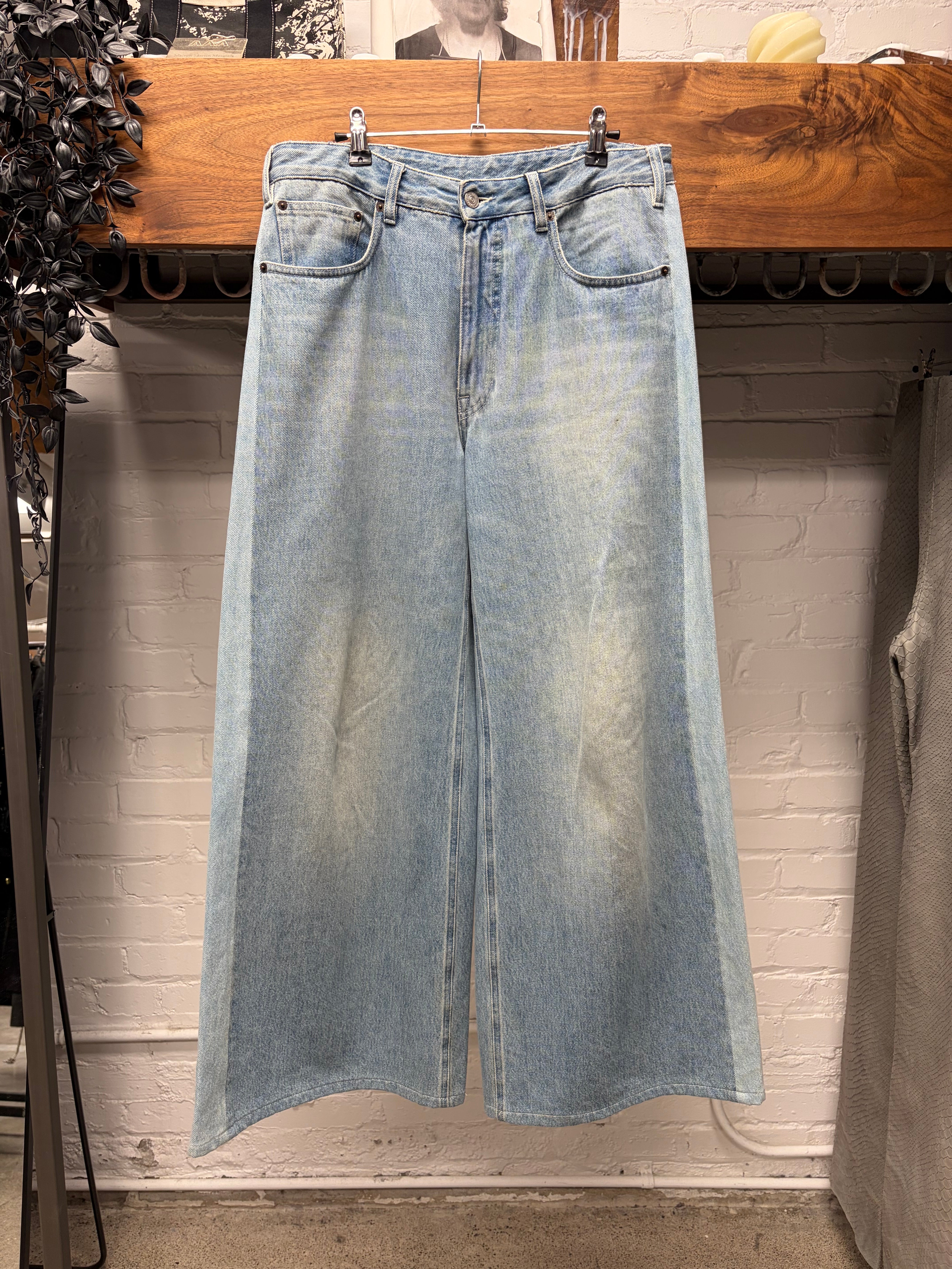 SS2018 Maison Margiela Light Wash Blue Wide Leg Denim – Alex Maxamenko