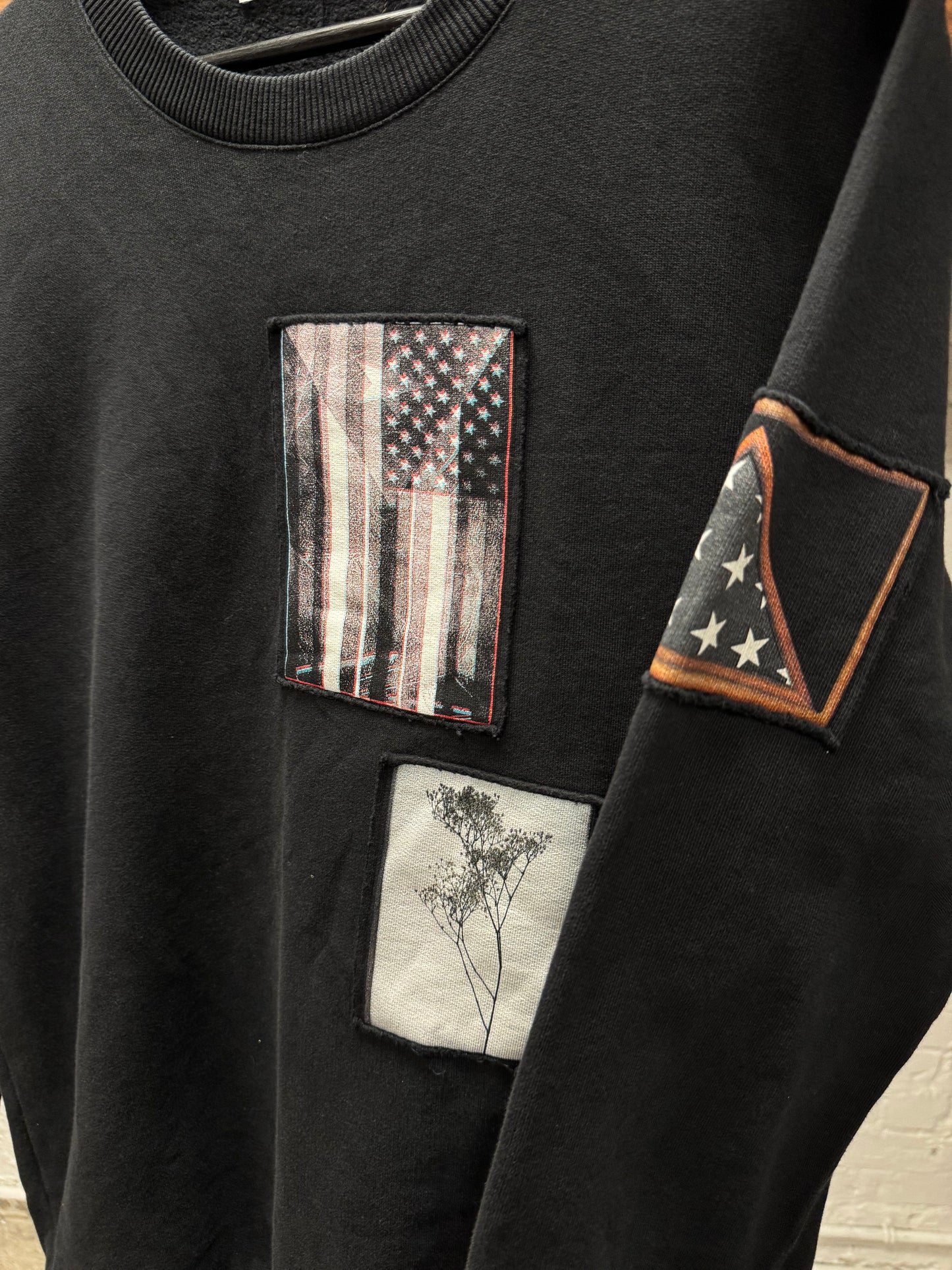 AW2016 Givenchy by Ricardo Tisci ‘Flag Patch’ Black Sweatshirt