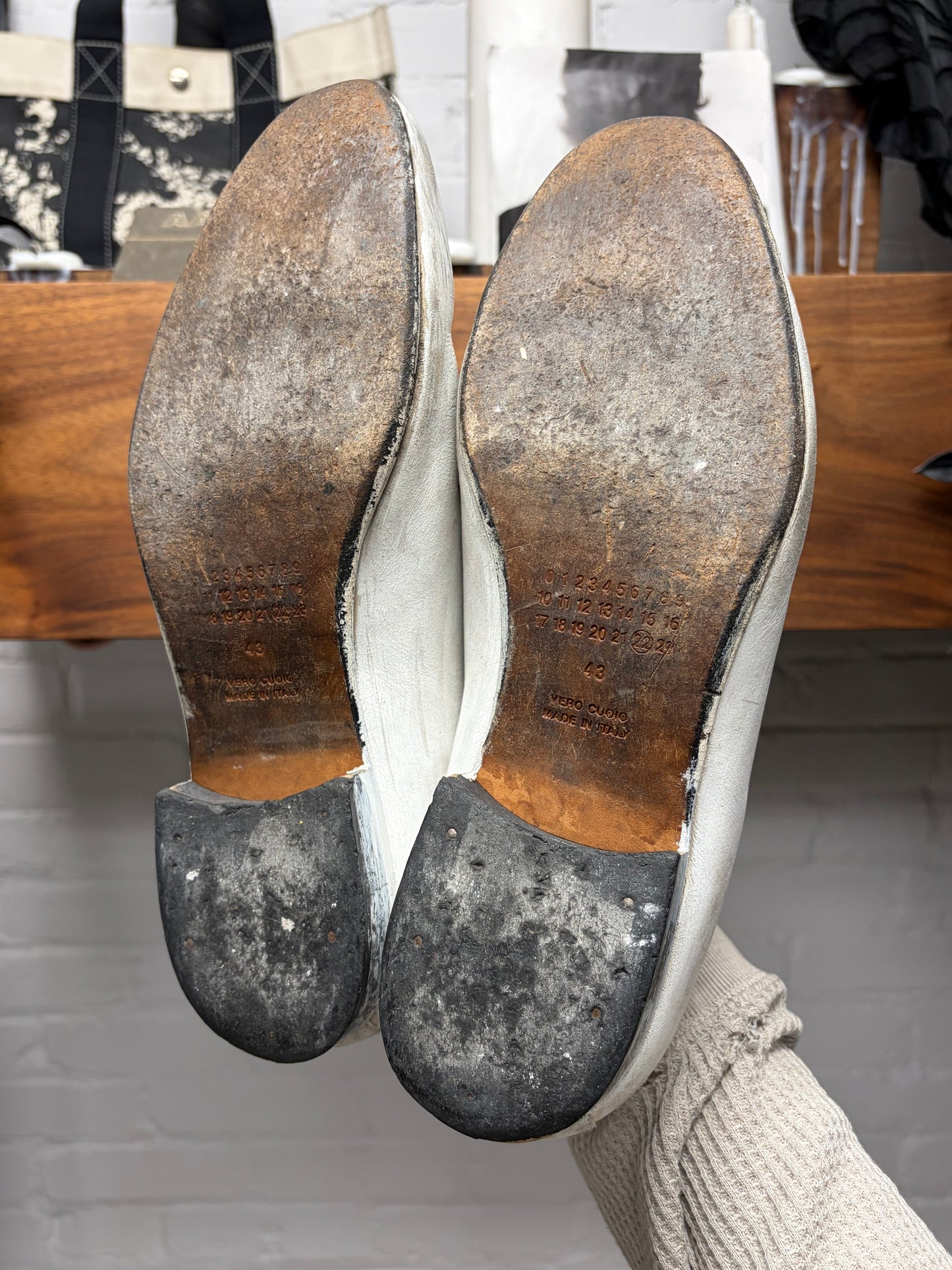 Maison Martin Margiela Painted White Leather Pointed Toe Dress Shoes