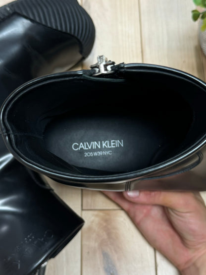 CK205W39Nyc by Raf Simons ‘Spazzolato’ Patent Leather Boots