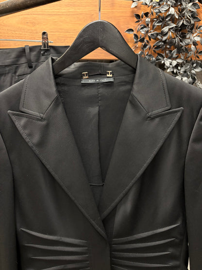 AW2004 Gucci by Tom Ford ‘Ribcage’ Black Slim Cut Suit Ensemble
