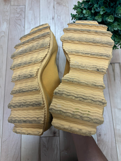 Yeezy Sulfur Knit ‘RNNR’ Waterproof Boots