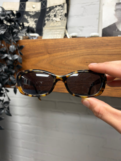 90s Gucci ‘Moda’ Tortoiseshell Brown Oval Sunglasses