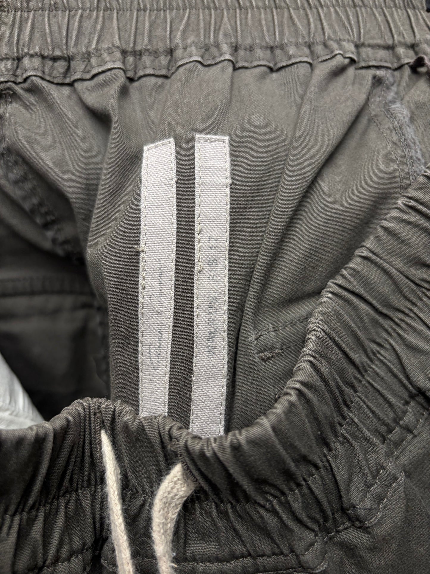 SS2017 Rick Owens ‘Walrus’ Grey Cargo ‘Pod’ Drop Crotch Shorts