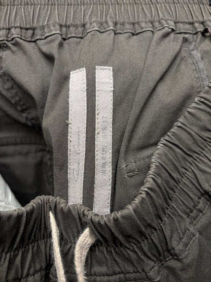 SS2017 Rick Owens ‘Walrus’ Grey Cargo ‘Pod’ Drop Crotch Shorts