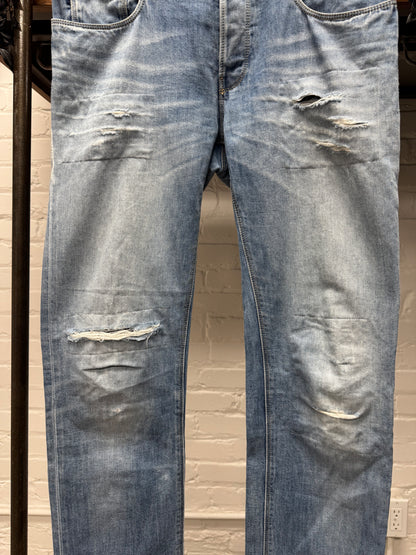 Vintage Gucci Light Wash Blue Distressed Skinny Jeans