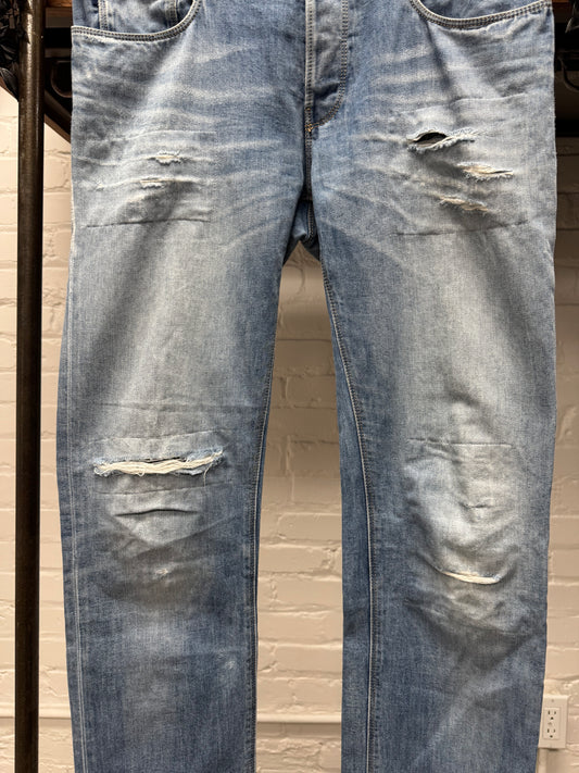 Vintage Gucci Light Wash Blue Distressed Skinny Jeans
